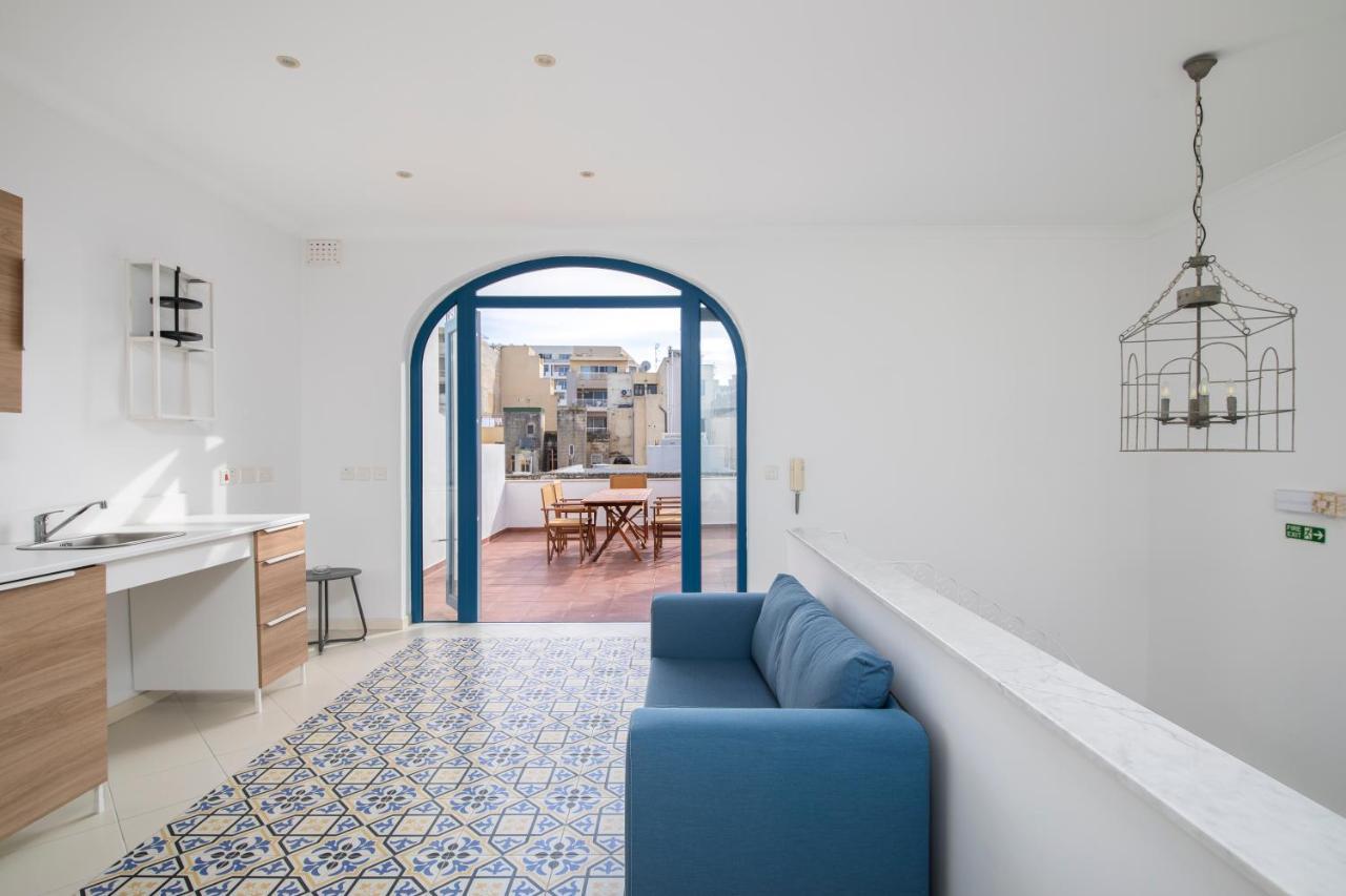 Chic, Stylish Traditional Townhouse With Terrace - St. Paul'S Bay Exterior photo
