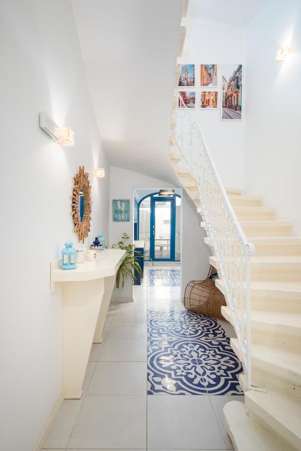 Chic, Stylish Traditional Townhouse With Terrace - St. Paul'S Bay Exterior photo