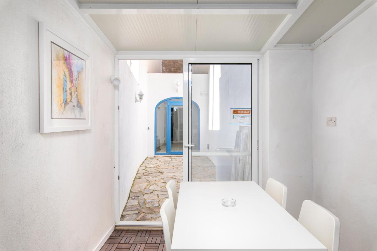 Chic, Stylish Traditional Townhouse With Terrace - St. Paul'S Bay Exterior photo